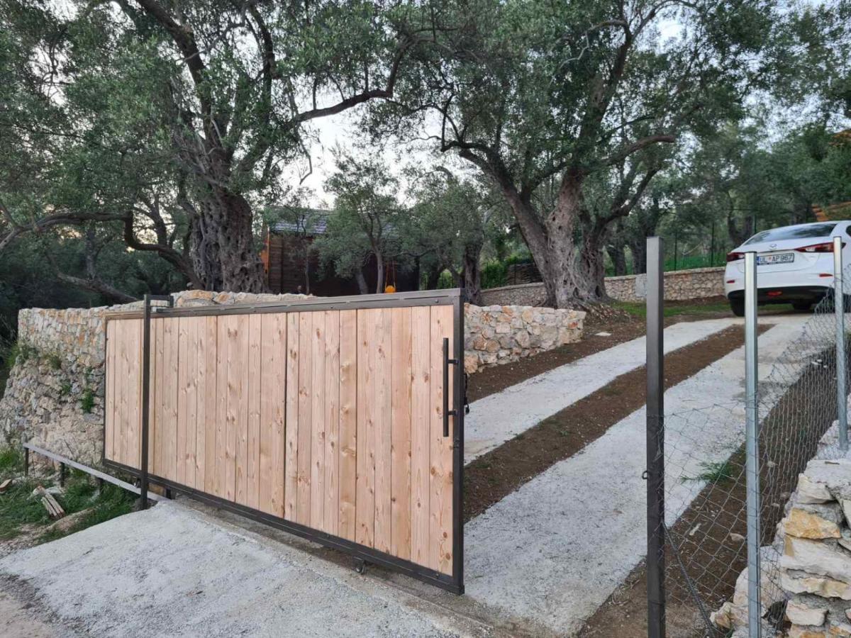 Olea Cottage Улцинь Екстер'єр фото