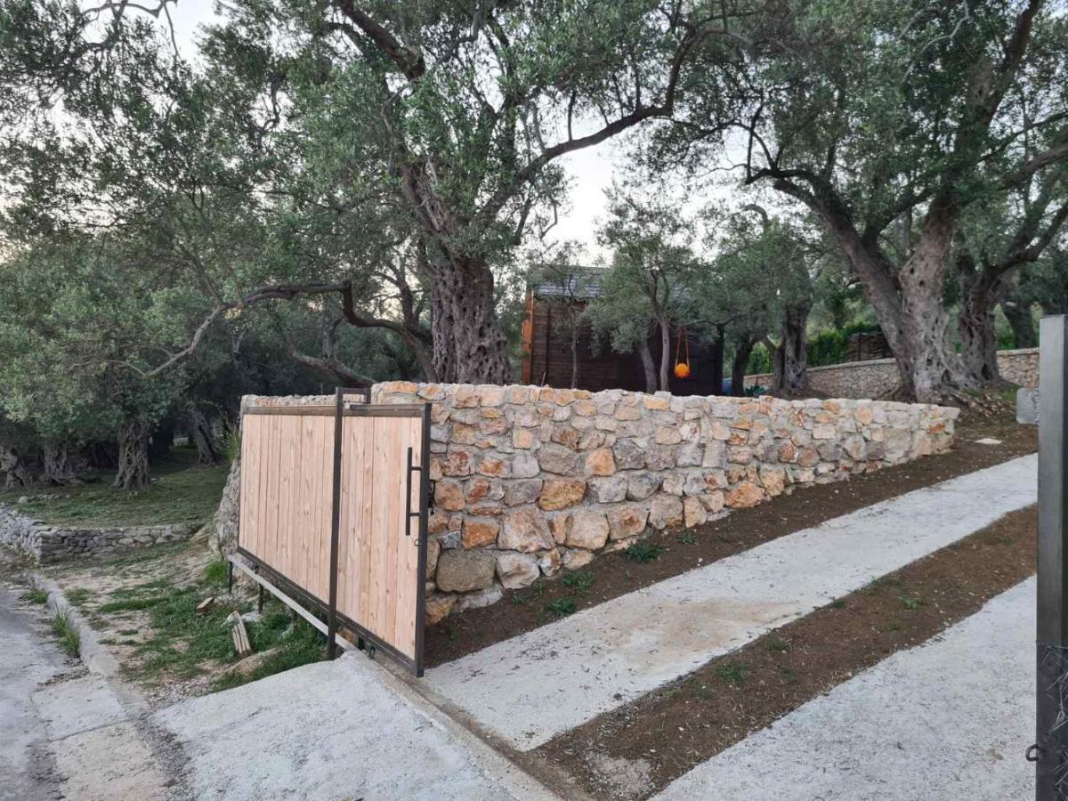 Olea Cottage Улцинь Екстер'єр фото
