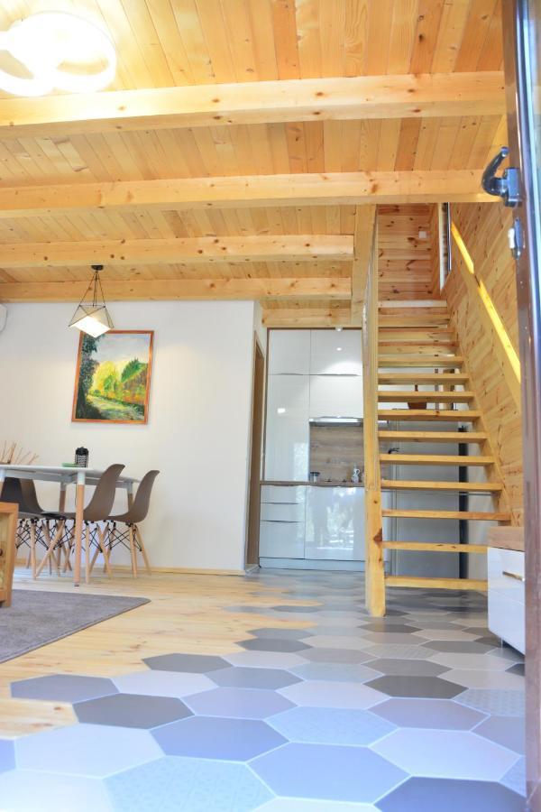 Olea Cottage Улцинь Екстер'єр фото