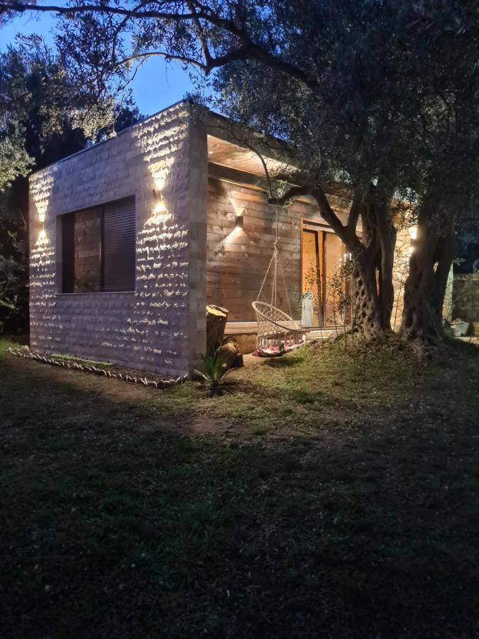 Olea Cottage Улцинь Екстер'єр фото