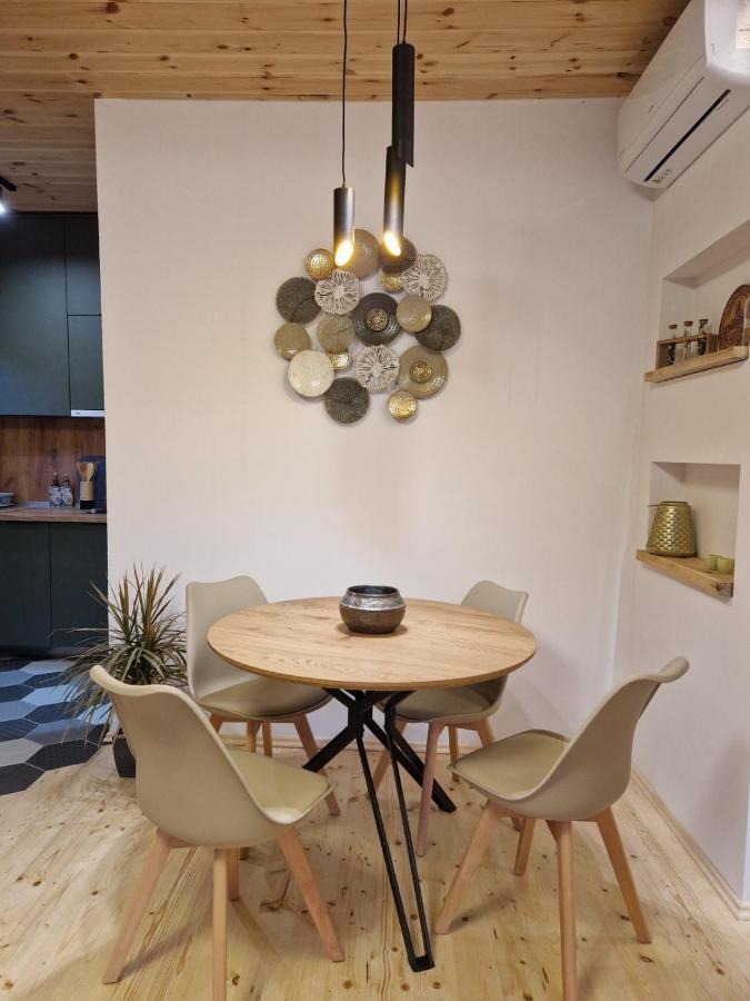 Olea Cottage Улцинь Екстер'єр фото