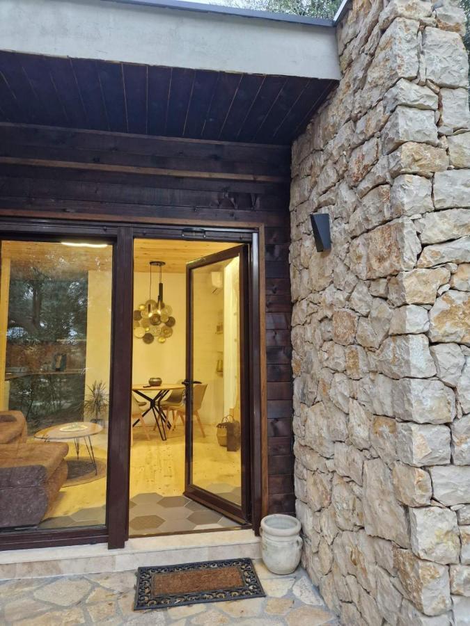 Olea Cottage Улцинь Екстер'єр фото