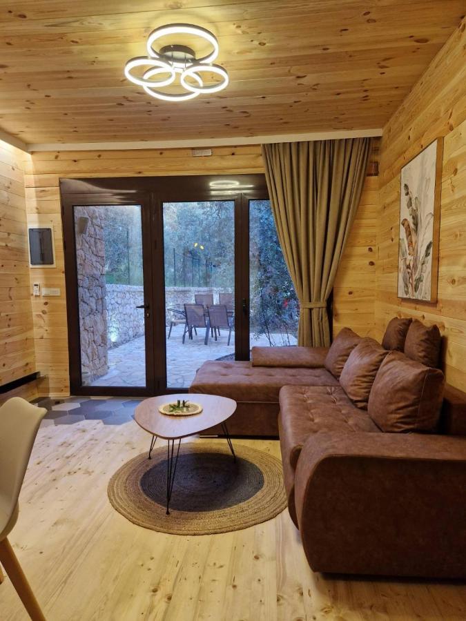 Olea Cottage Улцинь Екстер'єр фото
